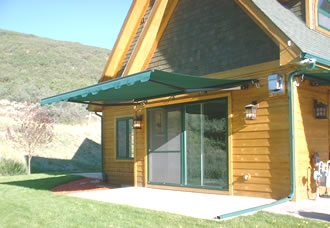 lateral arm awning